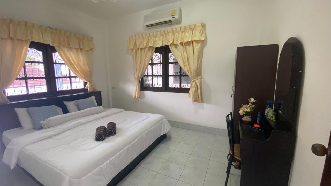 Vacation Tambon 度假居 Karon